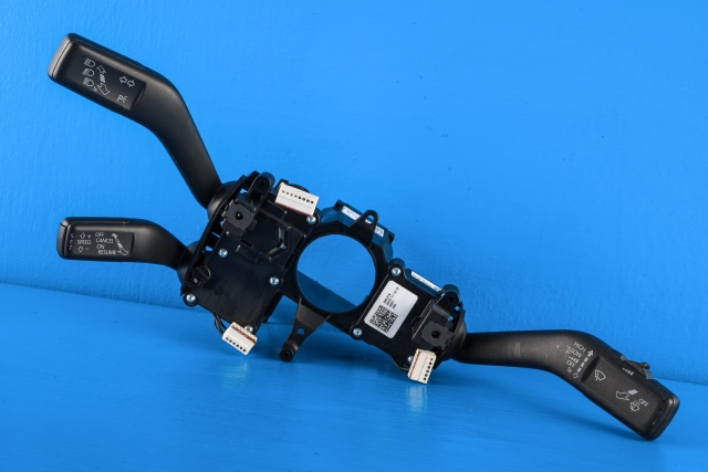 Bryter combi til VW Passat, 2011-2015 (B7) (B7) (VAG|3C5 953 501 BG)