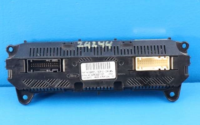 Varmeapparat betjening til Ford Focus 2011-2014 (Type III, Fase 1) (FORD|BM5T-18C612-CM|)