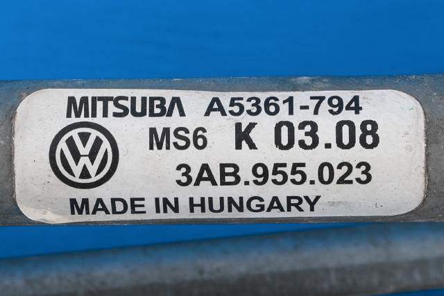 Viskermotor frontrute komplett m/overføring til VW Passat 2011-2015 (B7) (B7) (VAG|3AB 955 023|3AB 955 419|)
