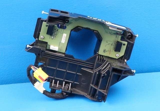 Dashbord diverse til Ford Focus, 2011-2014 (Type III, Fase 1)  (FORD|BV6T-13N064-AF)