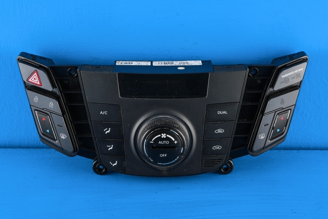 Varmeapparat betjening til Hyundai i40, 2012-2017  (HYUNDAI|97250-3ZDD0)