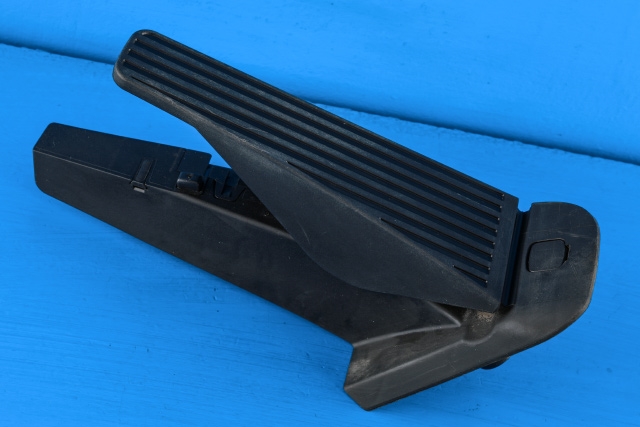 Pedal gass til Volvo V60 / V60 CC, 2018-->> (Type II) (VOLVO|32269124)