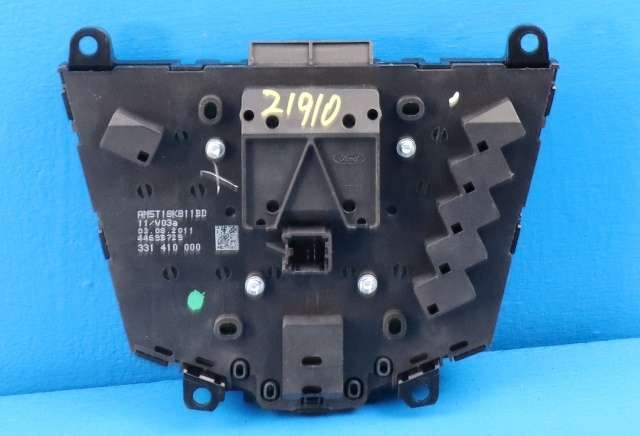 Bilstereo betjeningspanel til Ford Focus 2011-2014 (Type III, Fase 1)  (FORD|AM5T-18K811-BD|)