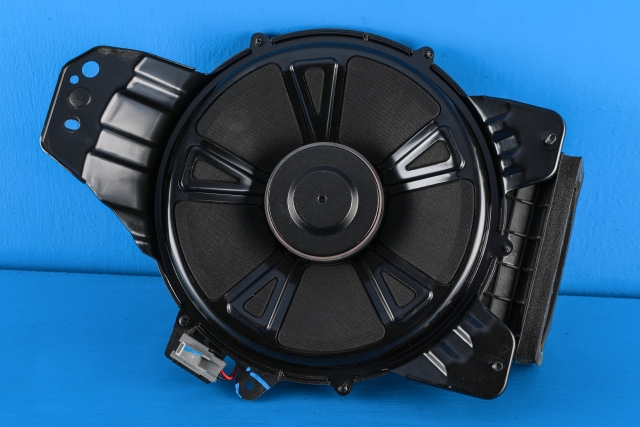 Bilstereo sub-woofer til Volvo V90 / V90 CC / S90, 2016-->>  (VOLVO|31489726)