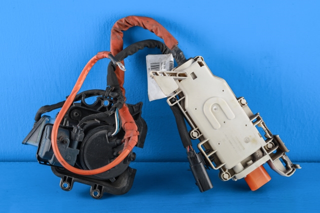 Batterilader inntak/luke til Volvo V90 / V90 CC / S90 2016-->>  (VOLVO|31419034|)