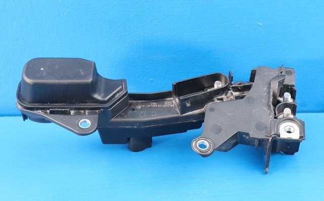 Batterikasse/feste til BMW 3-Serie 2018-->> (G20) (G20) (BMW|6 991 401|)