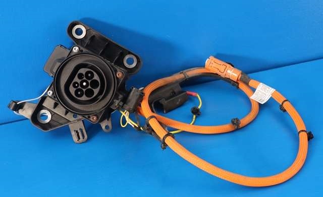 Batterilader inntak/luke til BMW 3-Serie, 2018-->> (G20) (G20)