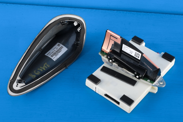 Antenne navigasjon til BMW 3-Serie 2018-->> (G20) (G20) (BMW|65.20-6 826 326|5 A35 119|)