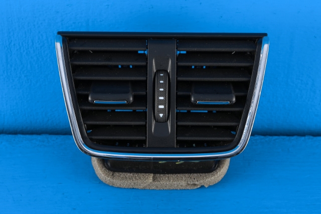 Dashbord friskluftdyse til Škoda Octavia, 2017-2020 (Type III, Fase 2)  (VAG|5E0 819 203 C)
