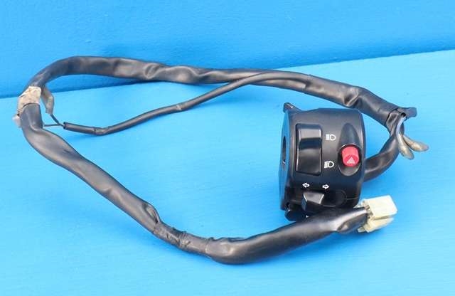 MC, Bryter combi, venstre til MC Yamaha YZF-R6, 2003-2005  