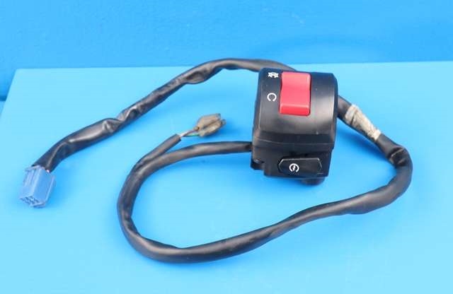 MC, Bryter combi, høyre til MC Yamaha YZF-R6, 2003-2005  