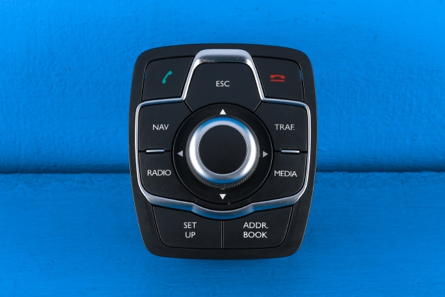 Bilstereo navigasjon betjeningspanel til Peugeot 508, 2011-2014 (Type I, Fase 1)  (PEUGEOT|96 656683 80)