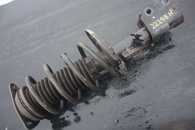 Fjærbein høyre foran til Peugeot 308, 2013-2021 (Type II)  