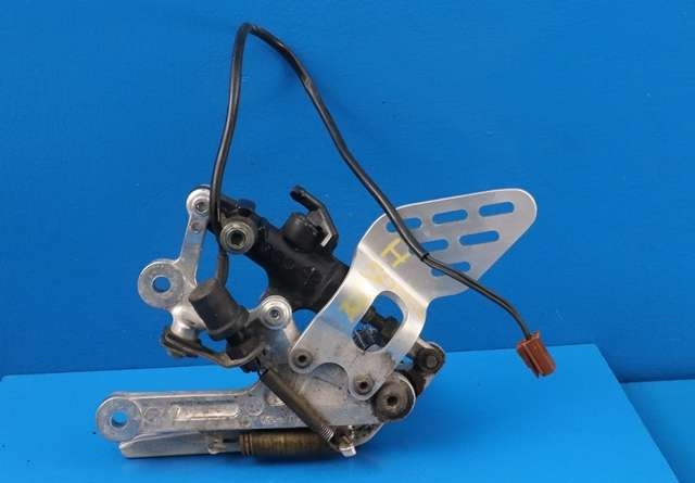MC, Fotbrems til MC Yamaha YZF-R6 2003-2005  