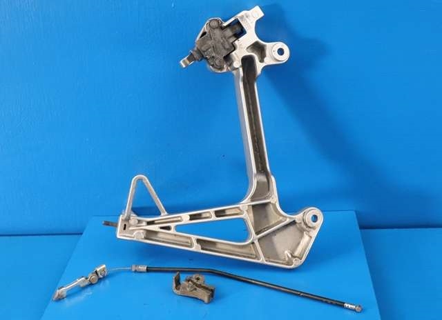 MC, Fothviler venstre bak til MC Honda VFR800 1998-2001 (SPORT) (SPORT) 