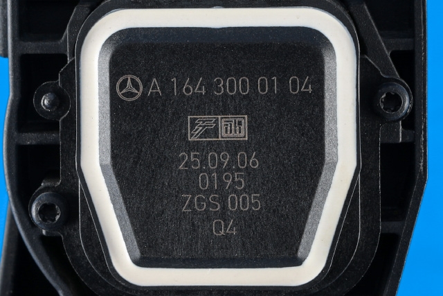 Pedal gass til Mercedes ML 2005-2011 (W164) (W164) (MERCEDES|A 164 300 01 04|)