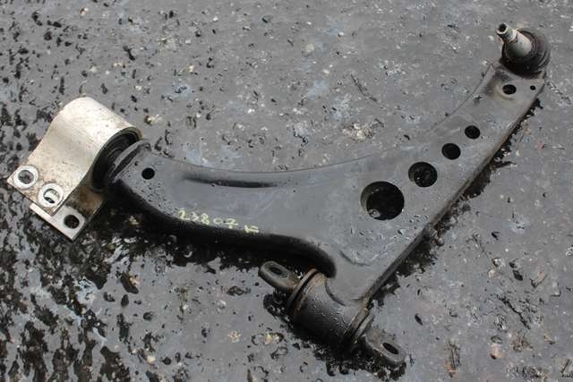 Bærebru venstre foran nedre til Opel Insignia B, 2017-->>  