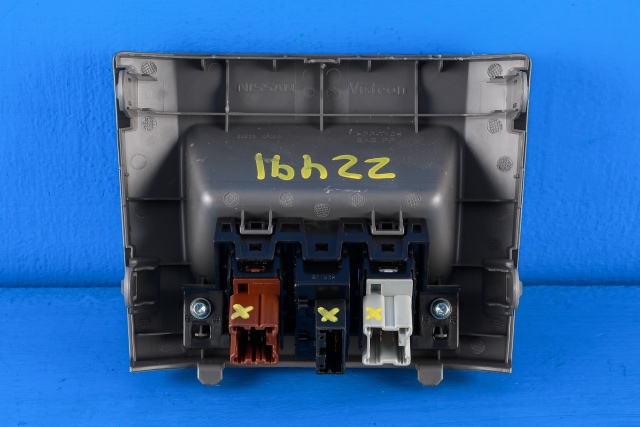 Bryter setevarme til Nissan E-NV200 2014-->>