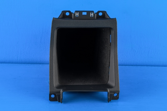 Dashbord myntrom til Audi e-tron, 2018-->>  (VAG|4KE 864 981 A)