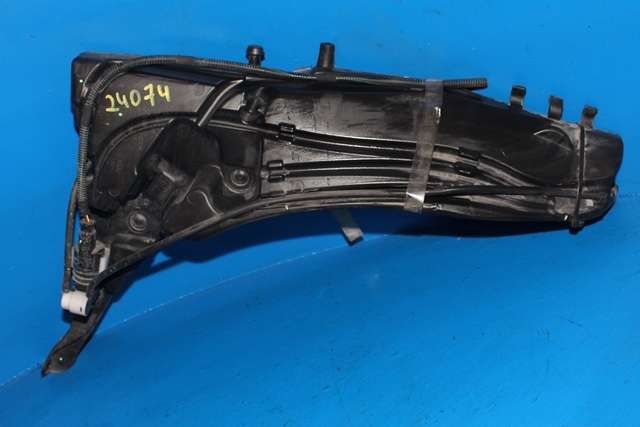 Spylertank foran til Peugeot 308, 2013-2021 (Type II)  (PEUGEOT|98 065270 80)
