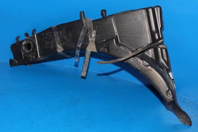 Spylertank foran til Peugeot 308 2013-2021 (Type II) (PEUGEOT|98 065270 80|)