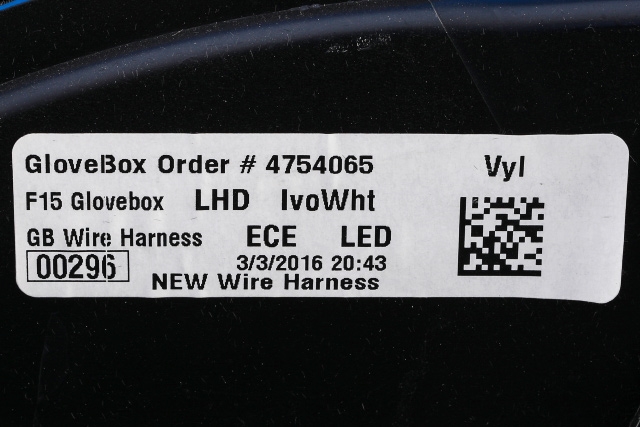 Hanskerom til BMW X5 2013-2018 (F15) (F15) (BMW|4 754 065|)
