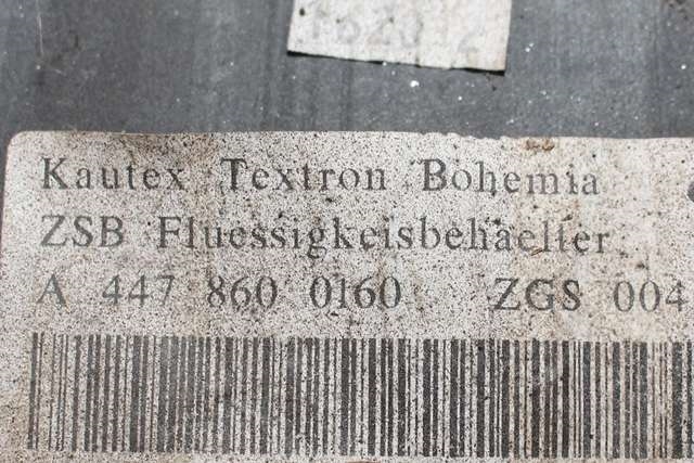 Spylertank foran til Mercedes Vito 2014-->> (W447) (W447) (MERCEDES|A 447 860 01 60|)