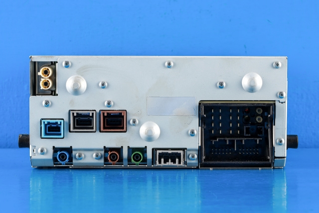 Bilstereo navigasjon spiller til Volvo V60/V60 CC 2013-2018 (Type I, Fase 2)  