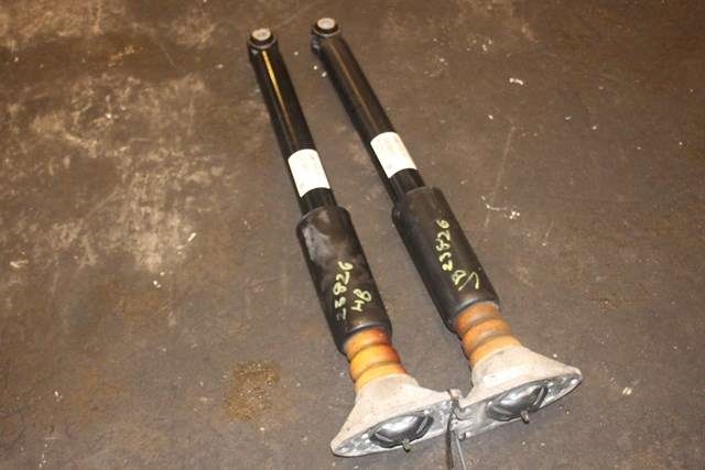 Støtdemper bak til BMW X1 2015-2022 (F48) (F48) (BMW|33.52-6 896 733|)