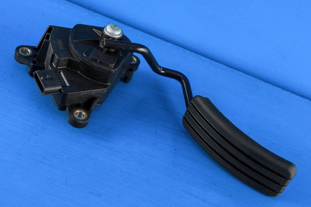 Pedal gass til Renault Zoe, 2013-2019 (Fase 1)  (RENAULT|1800 26336R)