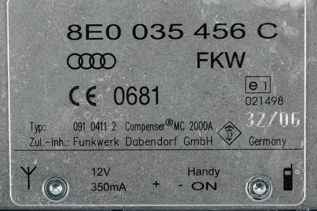 Antenne forsterker til Audi A8 2003-2010 (Type II)  (VAG|8E0 035 456 C|)