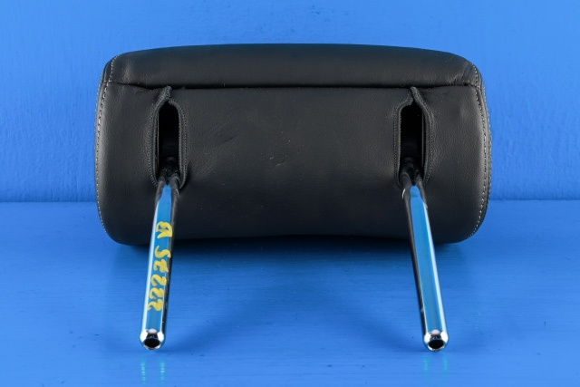 Nakkestøtte bak ytre til Audi A8 2003-2010 (Type II)