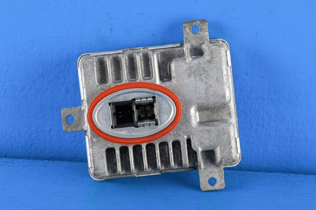 Styreenhet xenon/ballast til BMW 5-Serie, 2010-2017 (F10/F11) (F10/F11) (BMW|7 237 647)