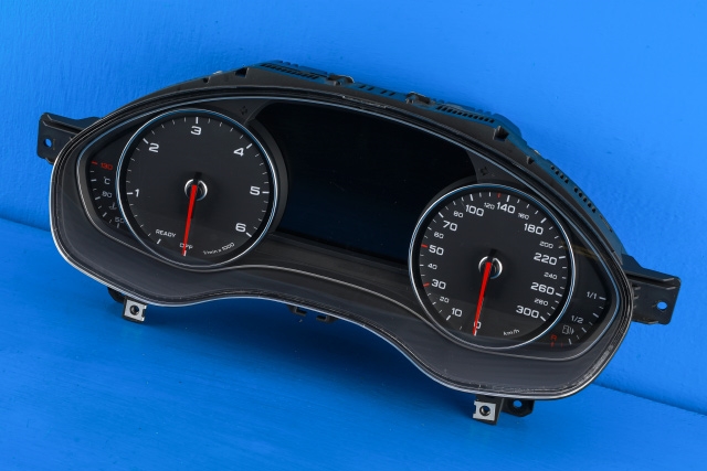 Instrumentpanel til Audi A6, 2014-2018 (Type IV, Fase 2) (C7) (C7) (VAG|4G8 920 935 A)