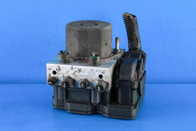 ABS sentral til Tesla Model S, 2013-2016 (Fase 1)  (TESLA|6006363-00-C)