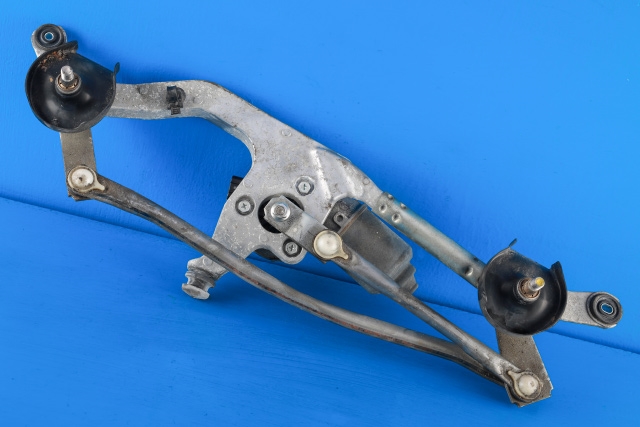 Viskermotor frontrute komplett m/overføring til Toyota Auris 2013-2015 (Type II, Fase 1)  (DENSO|159300-3562|85110-02340|)