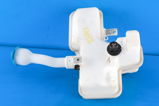 Spylertank foran til BMW i3 2013-2022 (BMW|61.66-7 304 020|)
