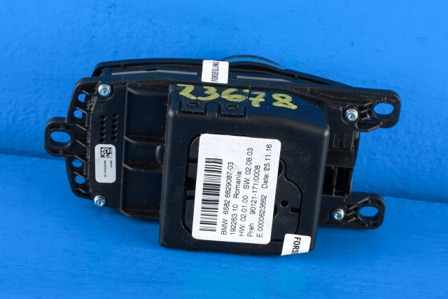 Bilstereo navigasjon betjeningspanel til BMW i3 2013-2022 (BMW|65.82-6 829 087|)