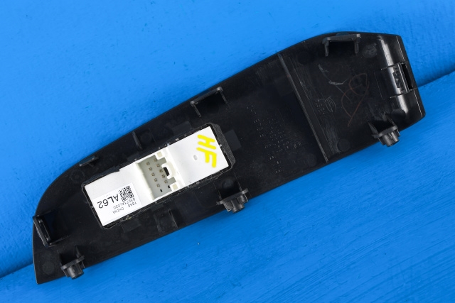 Bryter ruteheis til Subaru Outback 2015-2020 (Type V)  (SUBARU|83071-AL620|)
