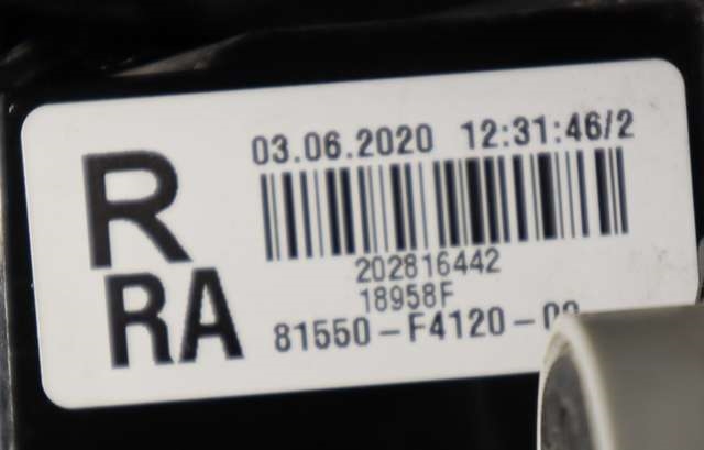Baklykt høyre ytre til Toyota C-HR 2016-->>  (TOYOTA|81550-F4120|)