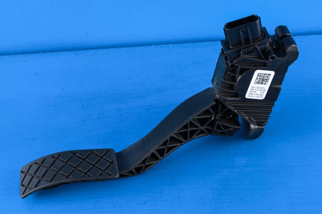 Pedal gass til VW Caddy, 2020-->> (Type IV)  (HELLA|6PV 010 621-83)