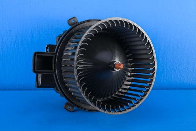 Varmeapparat motor til Audi A4, 2015-2019 (Type V, Fase 1) (B9) (B9) (VAG|4M1 820 021 A)