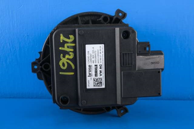 Varmeapparat motor til Audi A4 2015-2019 (Type V, Fase 1) (B9) (B9) (VAG|4M1 820 021 A|)