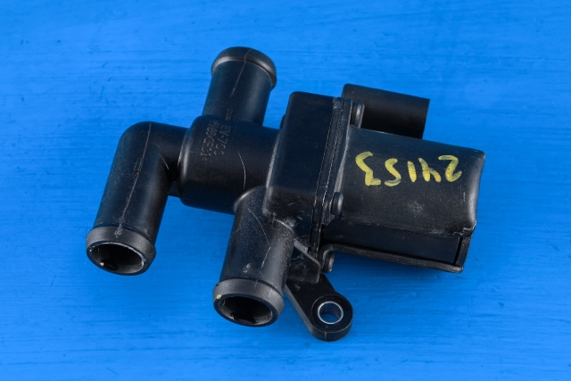 Ventil vann til VW Caddy 2020-->> (Type IV) (VAG|1T0 820 036 D|)
