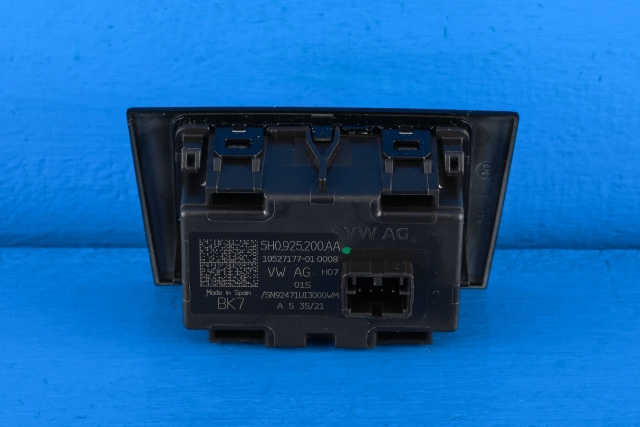 Bryter nødblink til VW Caddy 2020-->> (Type IV) (VAG|5H0 925 200 AA|)