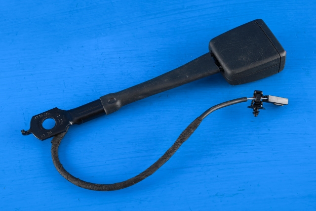 Sikkerhetsbeltelås venstre foran til VW Caddy 2020-->> (Type IV)  (VAG|7T0 857 755|)
