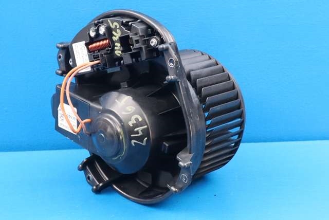 Varmeapparat motor til Mercedes A-Klasse 2012-2018 (W176) (W176) (MERCEDES|A 246 906 16 01|)
