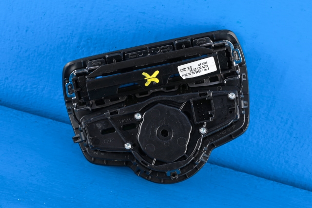 Bryter lys til Mercedes GLC 2015-2022 (X253) (X253) (MERCEDES|A 205 905 18 10|)