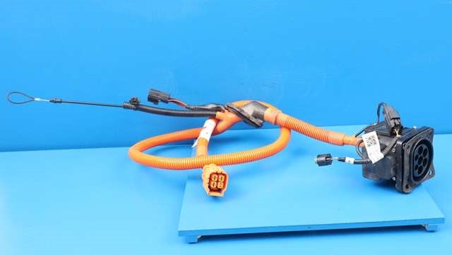 Batterilader inntak/luke til XPeng G3, 2021-->>  (XPENG|8415001DC1)