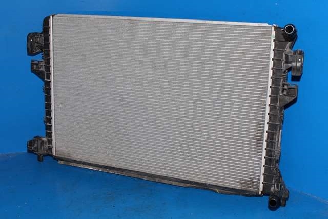 Radiator (manuell gir) til VW Caddy 2020-->> (Type IV) (VAG|5Q0 121 251 HS|)